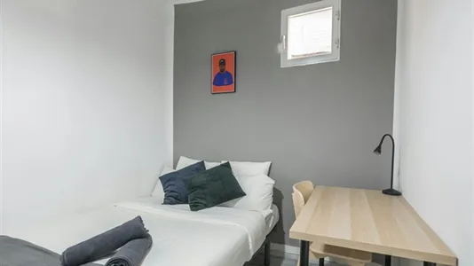 Rooms in Madrid Centro - photo 4