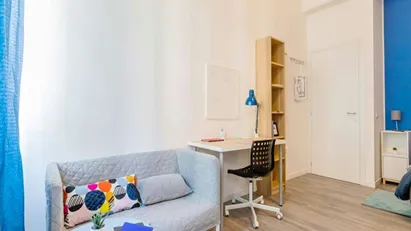 Room for rent in Milano Zona 2 - Stazione Centrale, Gorla, Turro, Greco, Crescenzago, Milan