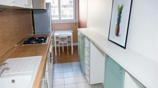 Rooms in Paris 15ème arrondissement - photo 9