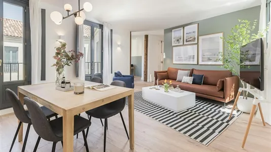 Apartments in Madrid Centro - photo 2