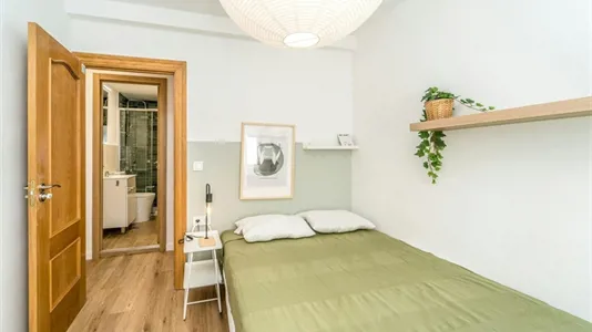 Rooms in Valladolid - photo 3