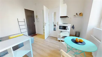 Apartment for rent in Lyon, Auvergne-Rhône-Alpes