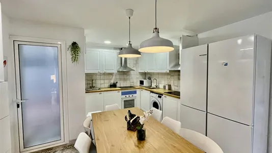 Rooms in Zaragoza - photo 9