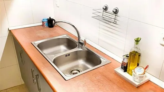 Rooms in Barcelona Les Corts - photo 7