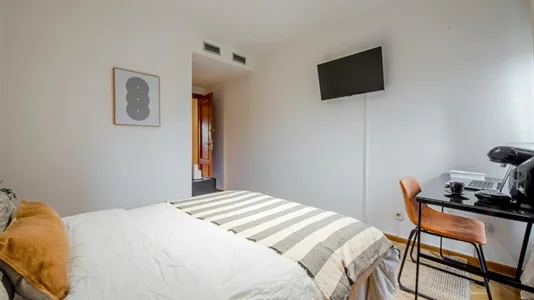 Rooms in Madrid Retiro - photo 6