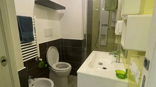 Rooms in Roma Municipio XIV – Monte Mario - photo 3