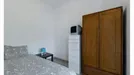Room for rent, Amadora, Lisbon (region), &lt;span class=&quot;blurred street&quot; onclick=&quot;ProcessAdRequest(11049006)&quot;&gt;&lt;span class=&quot;hint&quot;&gt;See streetname&lt;/span&gt;[xxxxxxxxxxxxx]&lt;/span&gt;
