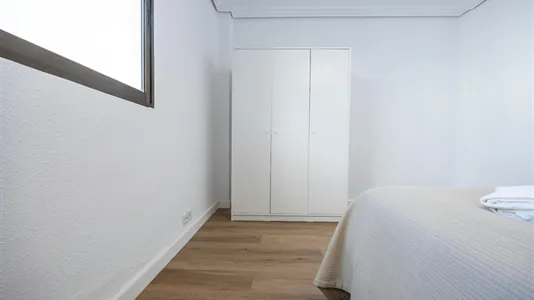 Rooms in Valencia Extramurs - photo 5