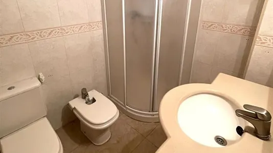 Rooms in Castellón de la Plana/Castelló de la Plana - photo 9