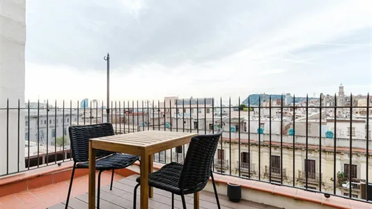 Apartments in Barcelona Ciutat Vella - photo 5