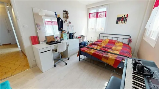 Rooms in Toulouse - photo 3