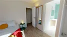 Room for rent, Paris 13ème arrondissement - Place d'Italie, Paris, &lt;span class=&quot;blurred street&quot; onclick=&quot;ProcessAdRequest(11816137)&quot;&gt;&lt;span class=&quot;hint&quot;&gt;See streetname&lt;/span&gt;[xxxxxxxxxxxxx]&lt;/span&gt;