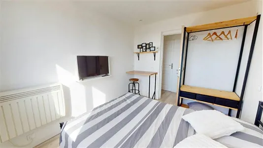 Rooms in Toulon - photo 2