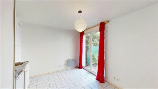 Apartments in Grenoble - photo 2