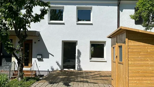 Houses in Ulm - photo 1