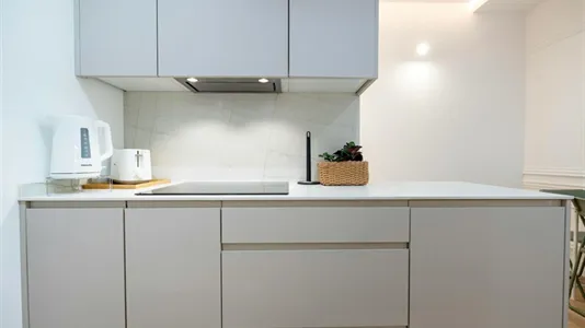 Rooms in Madrid Retiro - photo 8