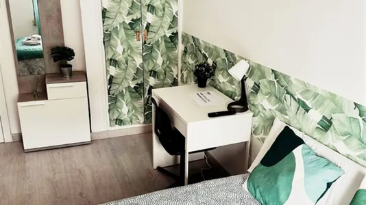 Rooms in Madrid Ciudad Lineal - photo 7
