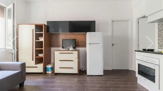 Rooms in Madrid Chamberí - photo 5