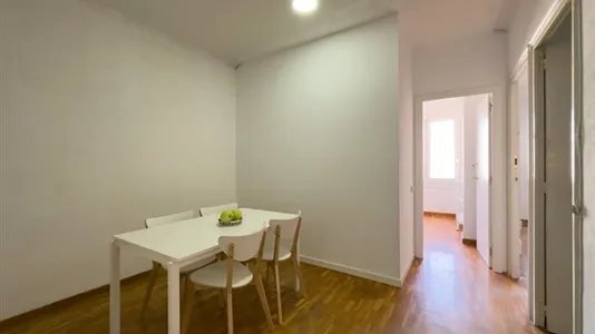 Rooms in Barcelona Eixample - photo 8