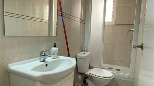 Rooms in L'Hospitalet de Llobregat - photo 8