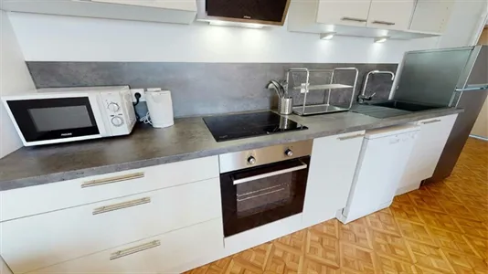 Rooms in Lyon - photo 7