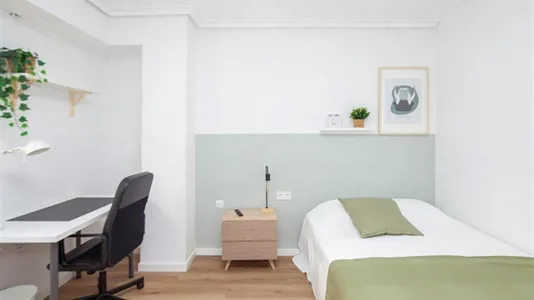Rooms in Valencia Camins al Grau - photo 2