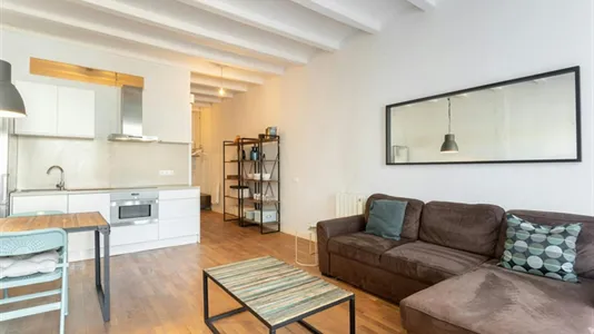 Apartments in Barcelona Eixample - photo 9