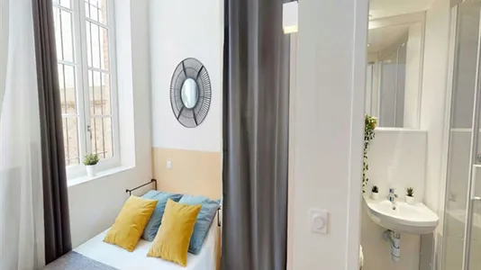 Rooms in Toulouse - photo 1