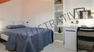 Room for rent, Pavia, Lombardia, &lt;span class=&quot;blurred street&quot; onclick=&quot;ProcessAdRequest(14186691)&quot;&gt;&lt;span class=&quot;hint&quot;&gt;See streetname&lt;/span&gt;[xxxxxxxxxxxxx]&lt;/span&gt;