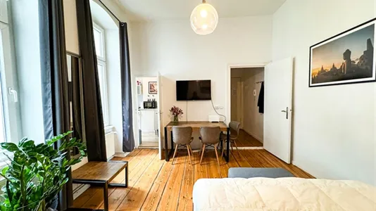 Apartments in Berlin Friedrichshain-Kreuzberg - photo 1