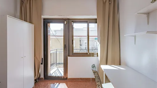 Rooms in Benimamet - photo 3