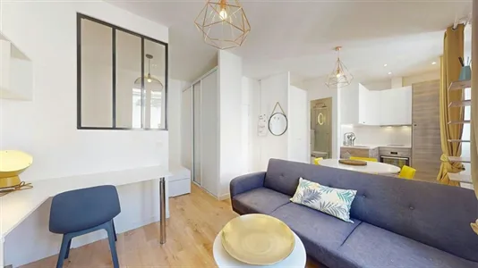 Apartments in Lyon - photo 3