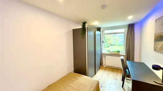 Rooms in Munich Thalkirchen-Obersendling-Forstenried-Fürstenried-Solln - photo 3