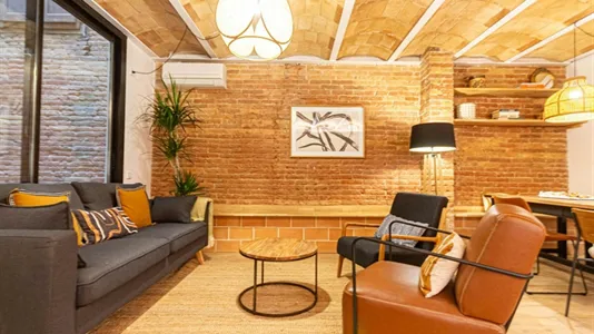 Rooms in Barcelona Sants-Montjuïc - photo 9