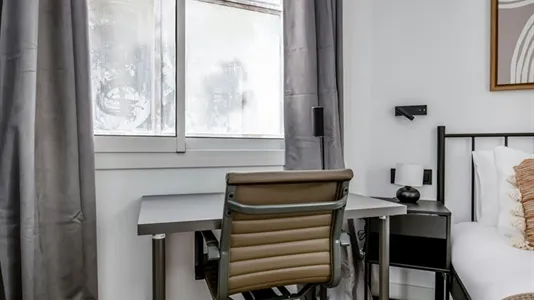 Apartments in Barcelona Eixample - photo 10