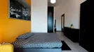 Room for rent, Bologna, Emilia-Romagna, &lt;span class=&quot;blurred street&quot; onclick=&quot;ProcessAdRequest(13145889)&quot;&gt;&lt;span class=&quot;hint&quot;&gt;See streetname&lt;/span&gt;[xxxxxxxxxxxxx]&lt;/span&gt;