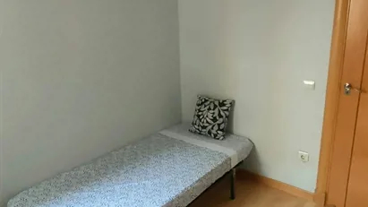 Room for rent in Cadrete, Aragón