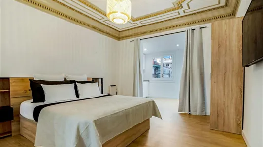 Rooms in Barcelona Eixample - photo 4