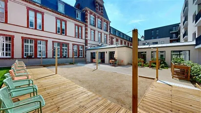 Apartment for rent in Chartres, Centre-Val de Loire