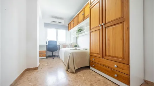 Rooms in Alboraya - photo 1