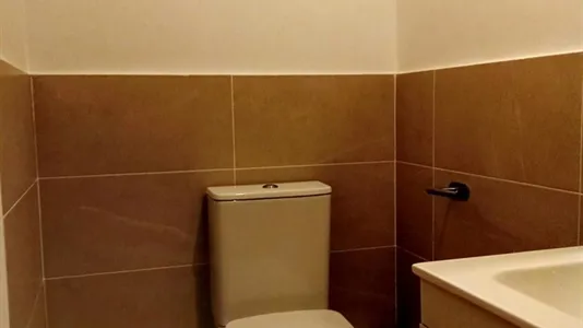 Rooms in Madrid Retiro - photo 9