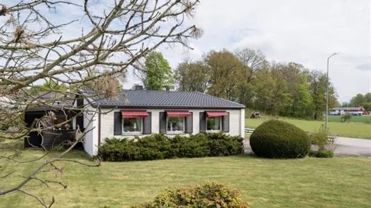 Houses in Olofström - photo 2
