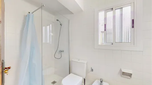 Rooms in Castellón de la Plana/Castelló de la Plana - photo 8