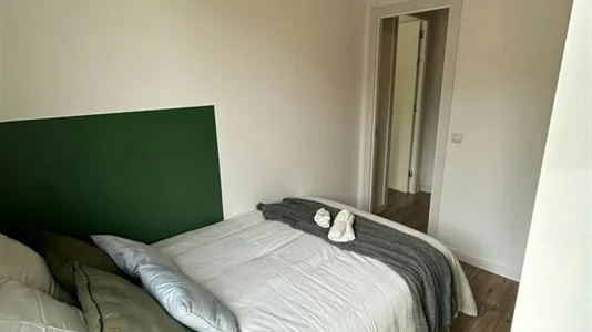 Rooms in Barcelona Sants-Montjuïc - photo 2