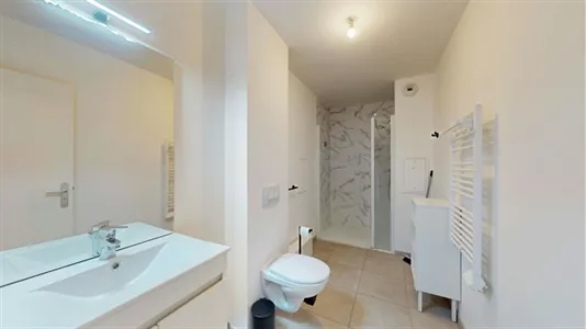 Apartments in L'Haÿ-les-Roses - photo 9