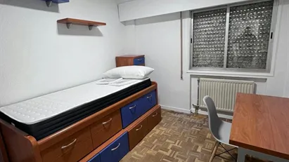 Room for rent in Madrid Fuencarral-El Pardo, Madrid
