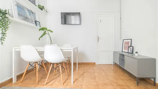 Rooms in Barcelona Eixample - photo 9