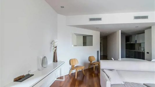 Apartments in Barcelona Eixample - photo 3