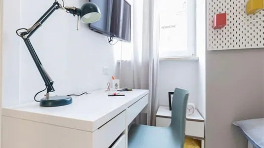 Rooms in Milano Zona 5 - Vigentino, Chiaravalle, Gratosoglio - photo 3