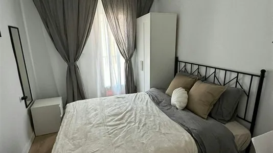 Rooms in Burjassot - photo 1